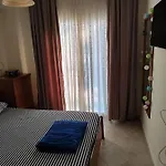 Lägenhet Lela Apartment Kryopigi