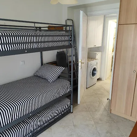 Lägenhet Lela Apartment Kryopigi