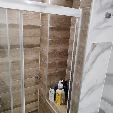λελα Apartment