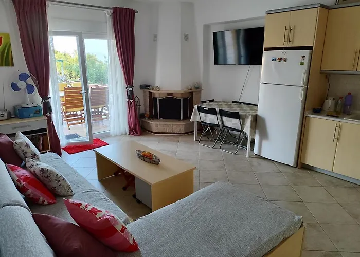 Lela Apartment *